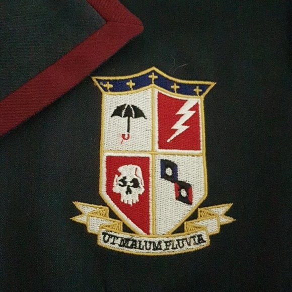 The Umbrella Academy Uniform Blazer -In Very Good Condition - Picture 4 of 11